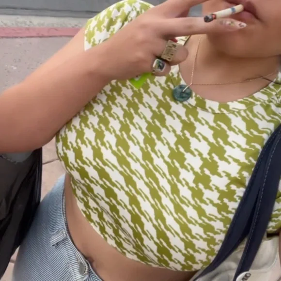 Urban Outfitters Abstract Houndstooth Bow Tie Satin Backless Top🍏 - Picture 2 of 11